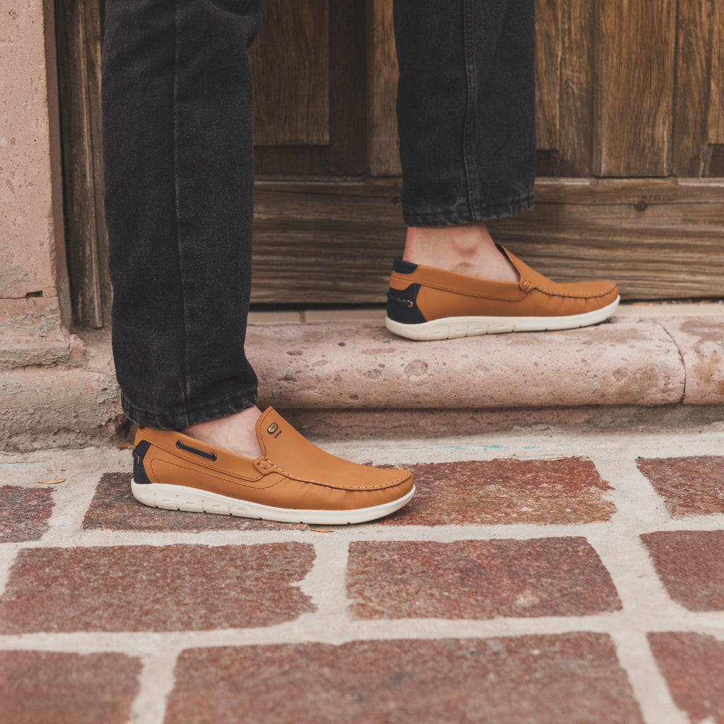 Mocasín Top Sider Est. 8530 Nobuck Camel/Marino