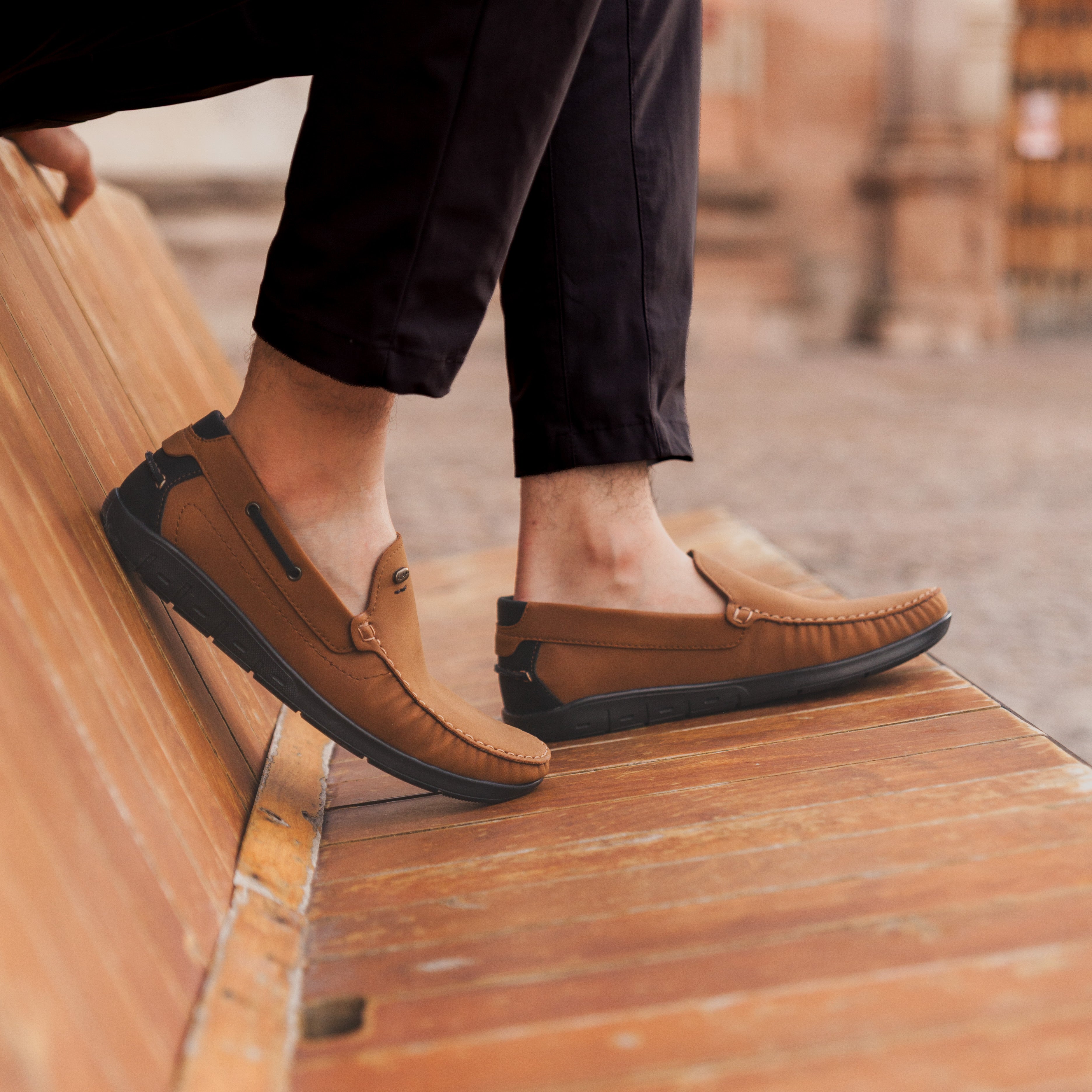 Mocasín Top Sider Est. 8530 Nobuck Camel/Negro